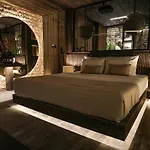 Maja Luxury מלון