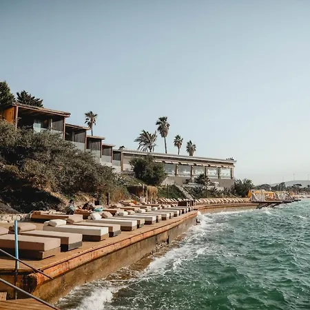 מלון Maja Luxury