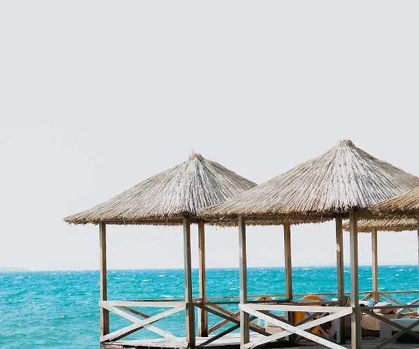 מלון Maja Luxury