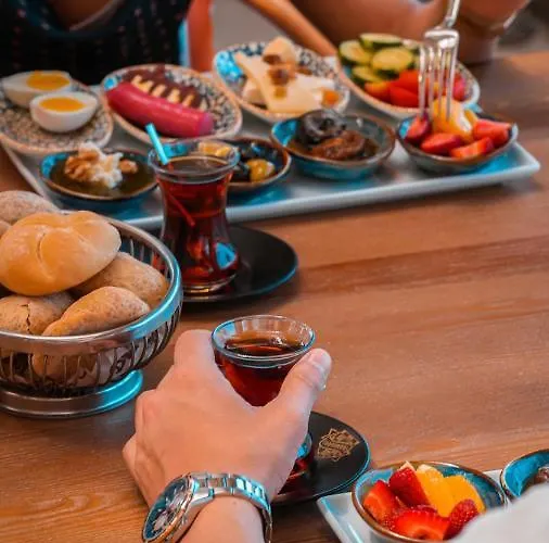 מלון Maja Luxury 4*