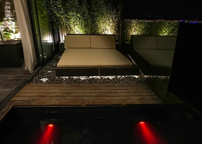 Maja Luxury מלון